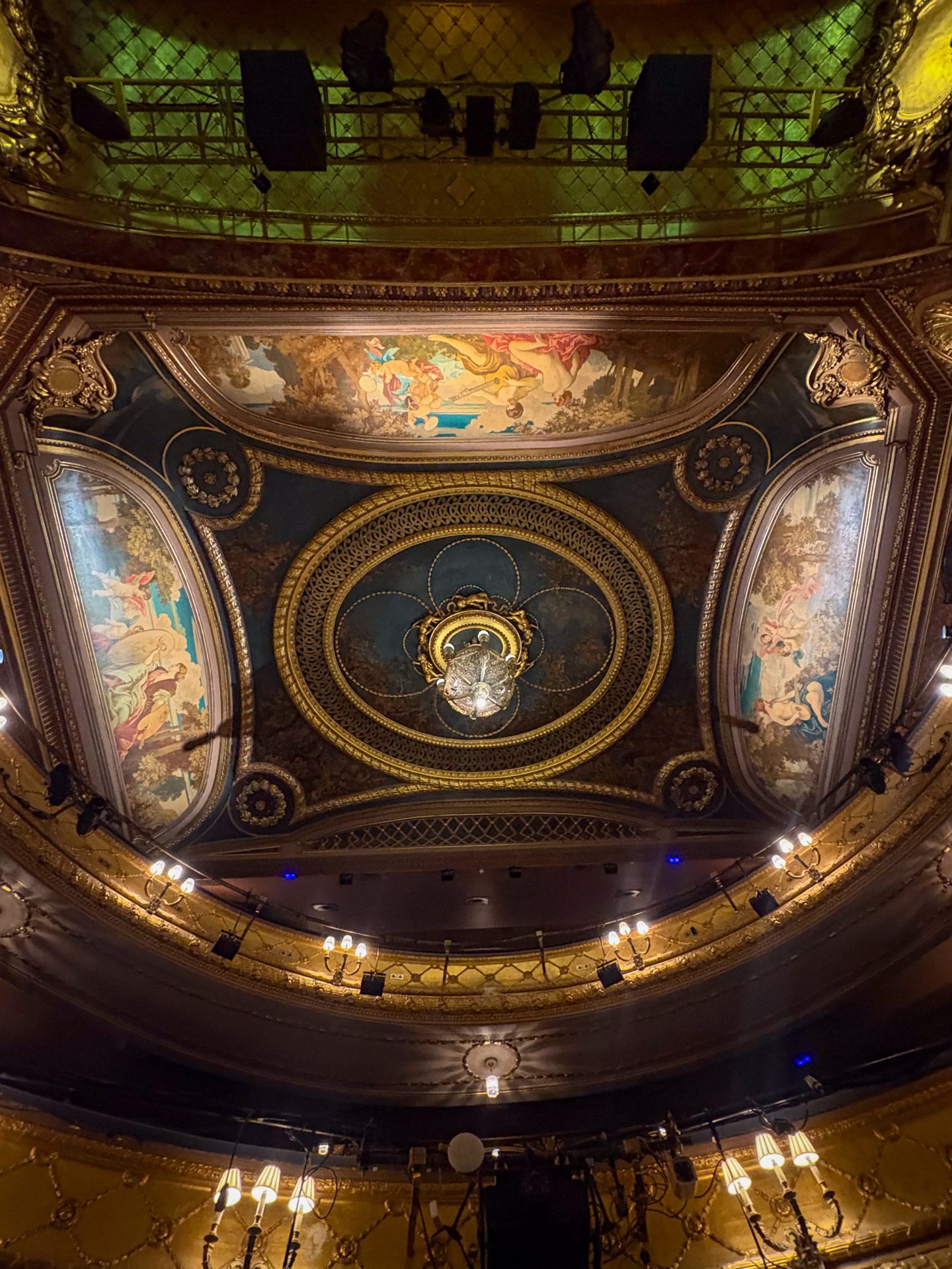 Cleo-travel- companion London