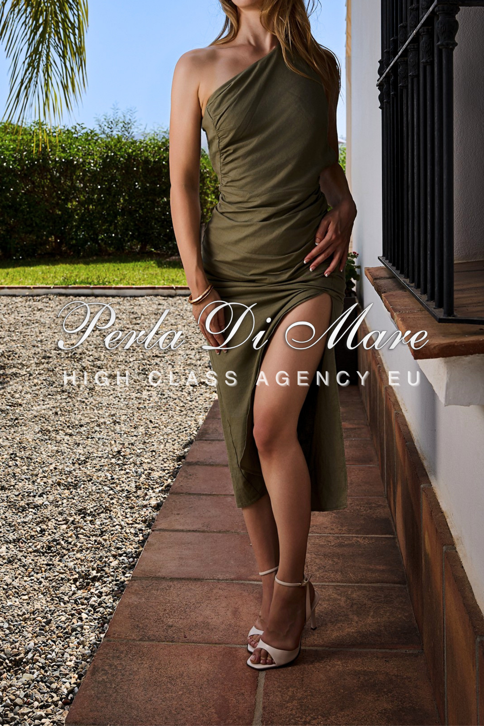 Lynn- Escort companion Antwerp, Belgium- Travel Companion (12)