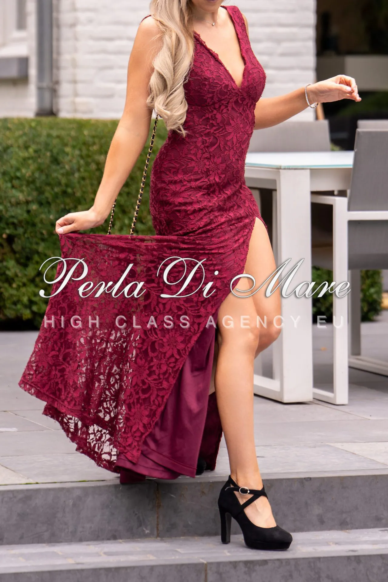 Amber Blond High Class Escort, Antwerp, Travel Companion Europe Worldwide new (13)