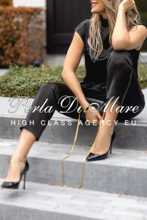 Jade High Class Escort Brussels- Travel Companion Europe